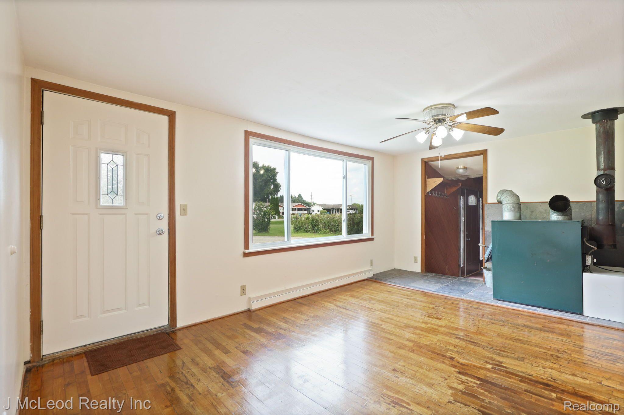 5217 Millington Road Millington, MI 48746 - Photo 8 of 42 Gallery Image 8