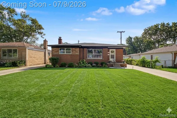 $259,900 | 9130 Kinloch, Redford, MI 48239