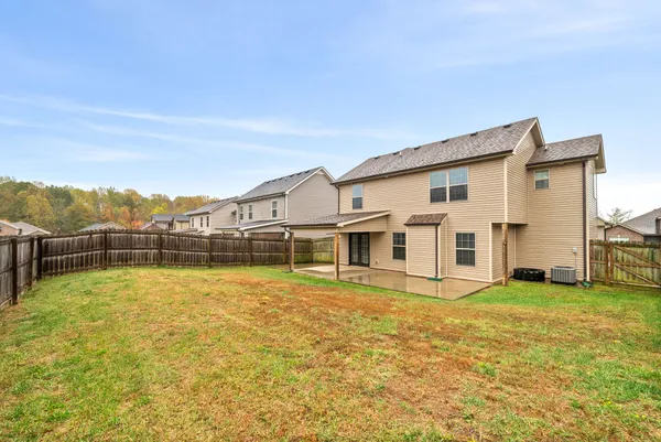 $1,800 | 1128 Gentry Drive, Clarksville, TN 37043
