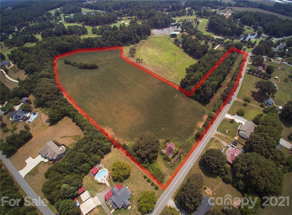 136 Golf Course Road Maiden, NC 28650 - Photo 1 of 5 Gallery Image 1