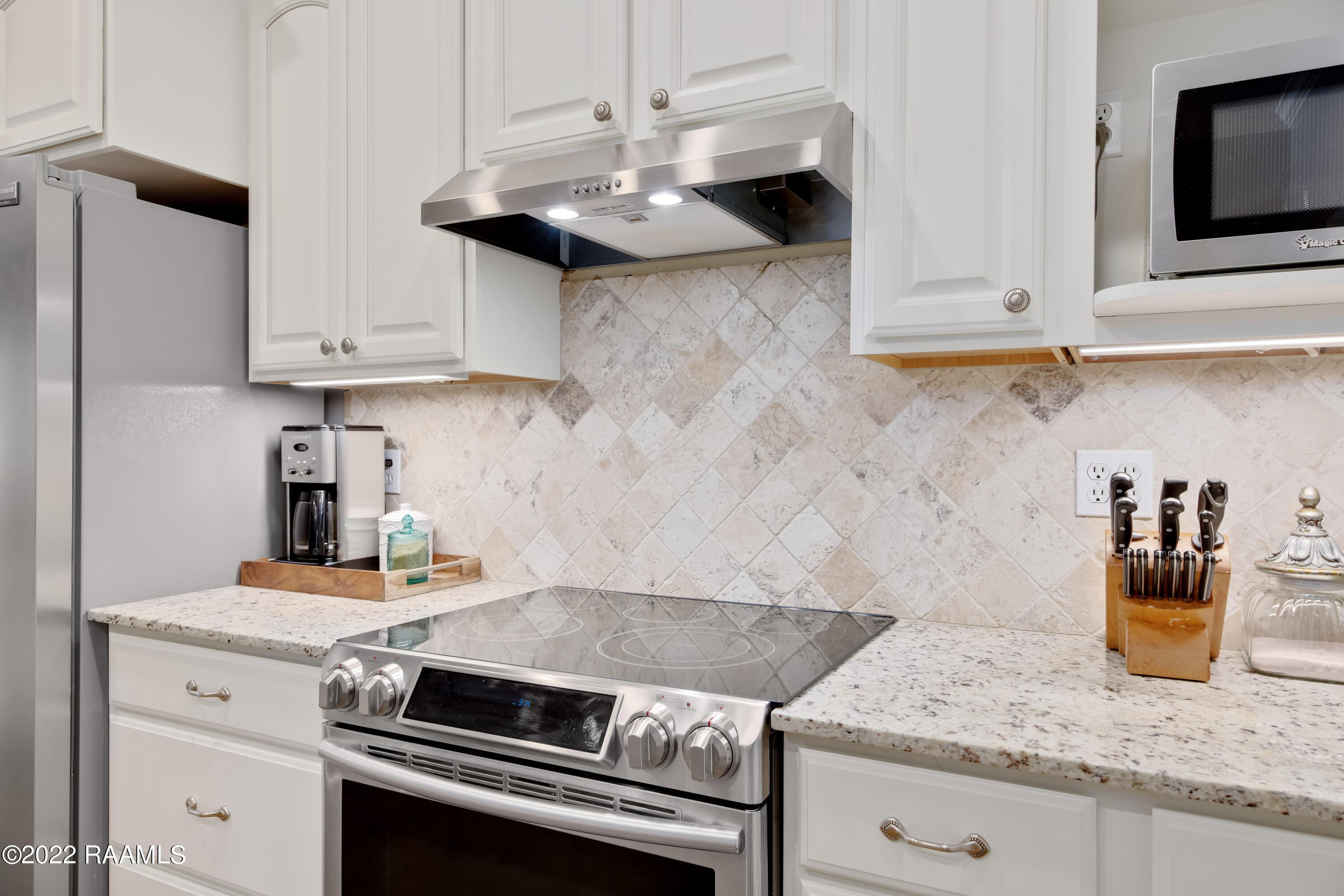 1757 Duchamp Road Broussard, LA 70518 - Photo 16 of 50 Kitchen