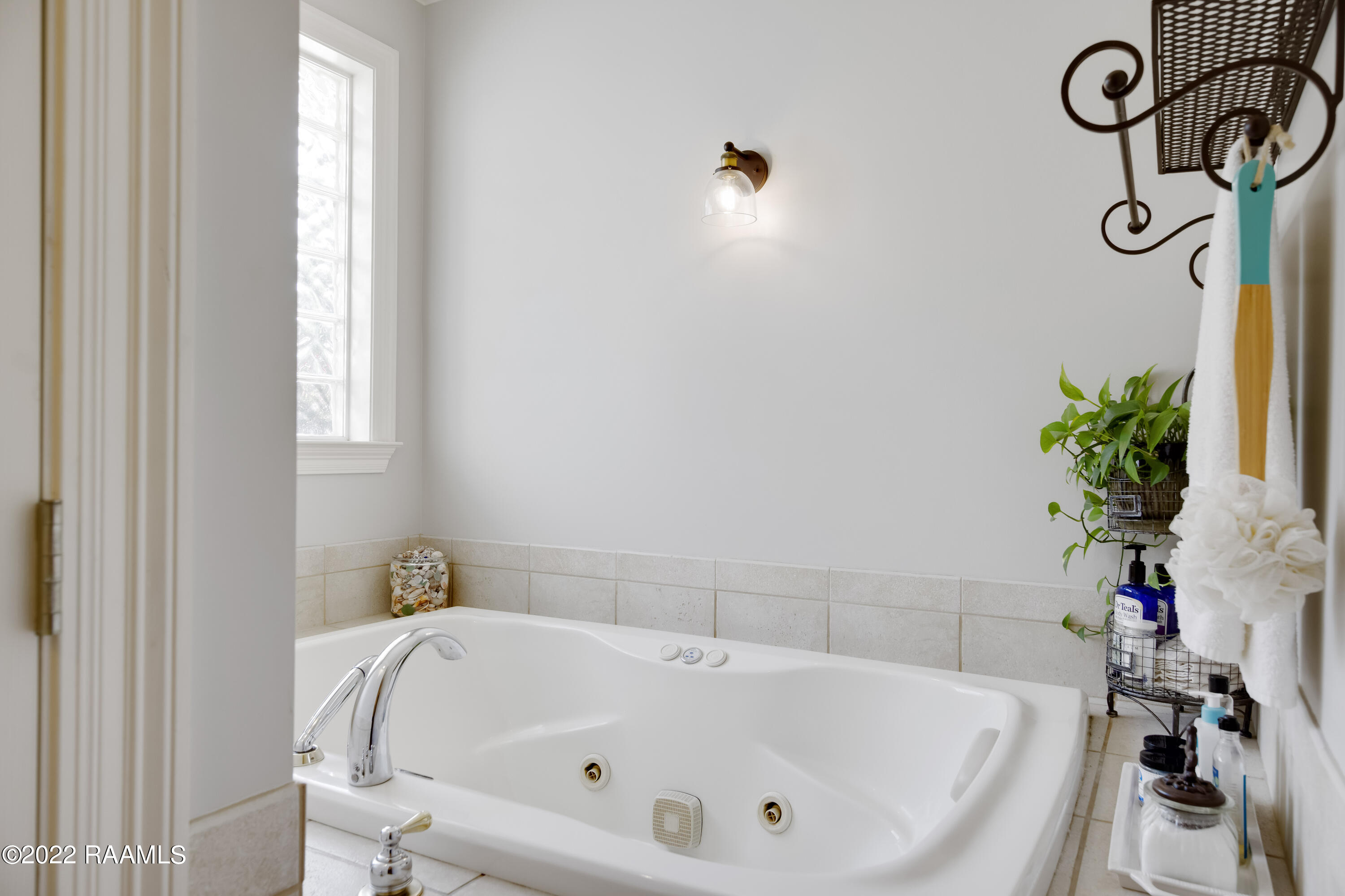 1757 Duchamp Road Broussard, LA 70518 - Photo 36 of 50 Master Bath