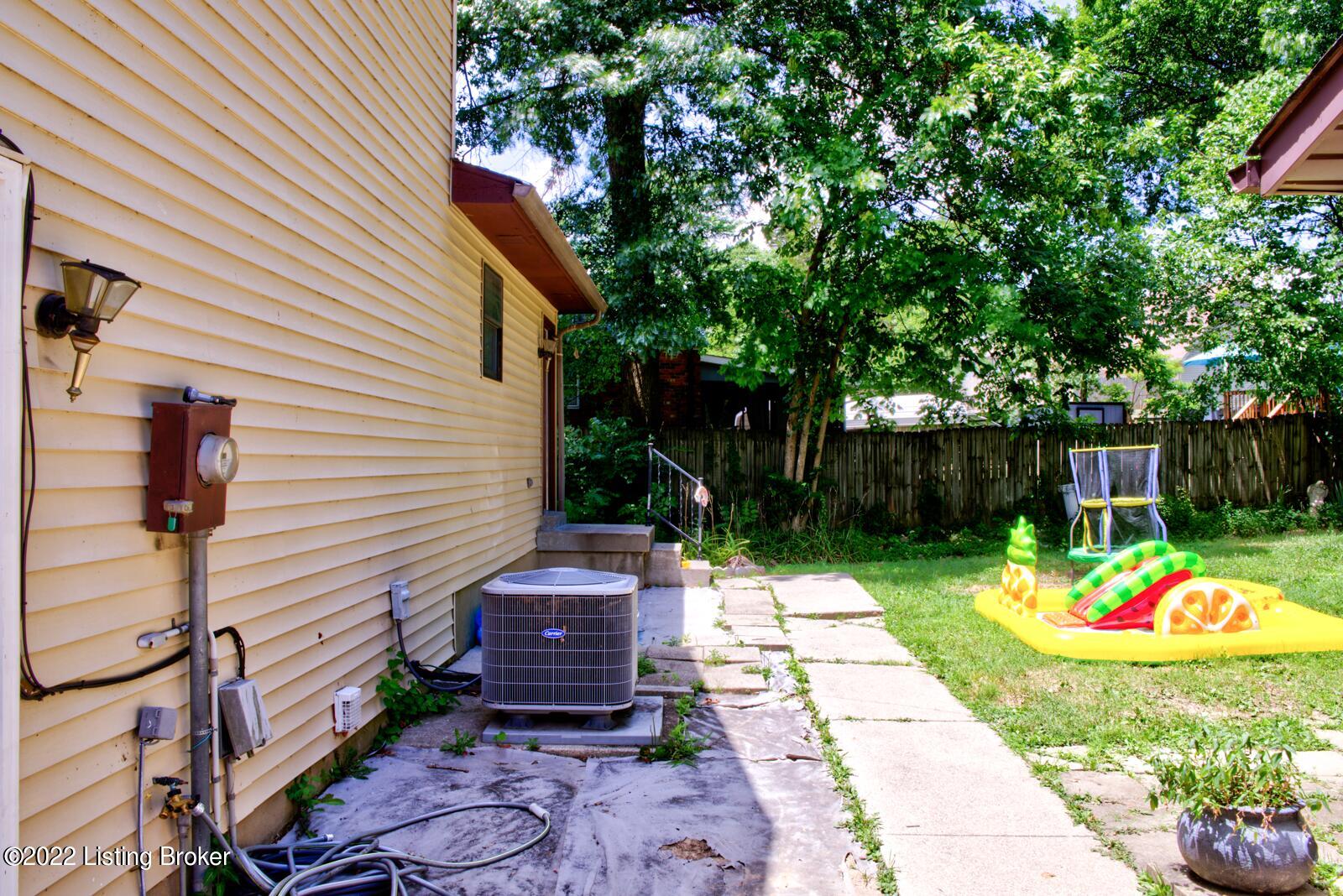 7409 Rambo Way Louisville, KY 40228 - Photo 23 of 28 GSP-7409_Rambo_Way-23