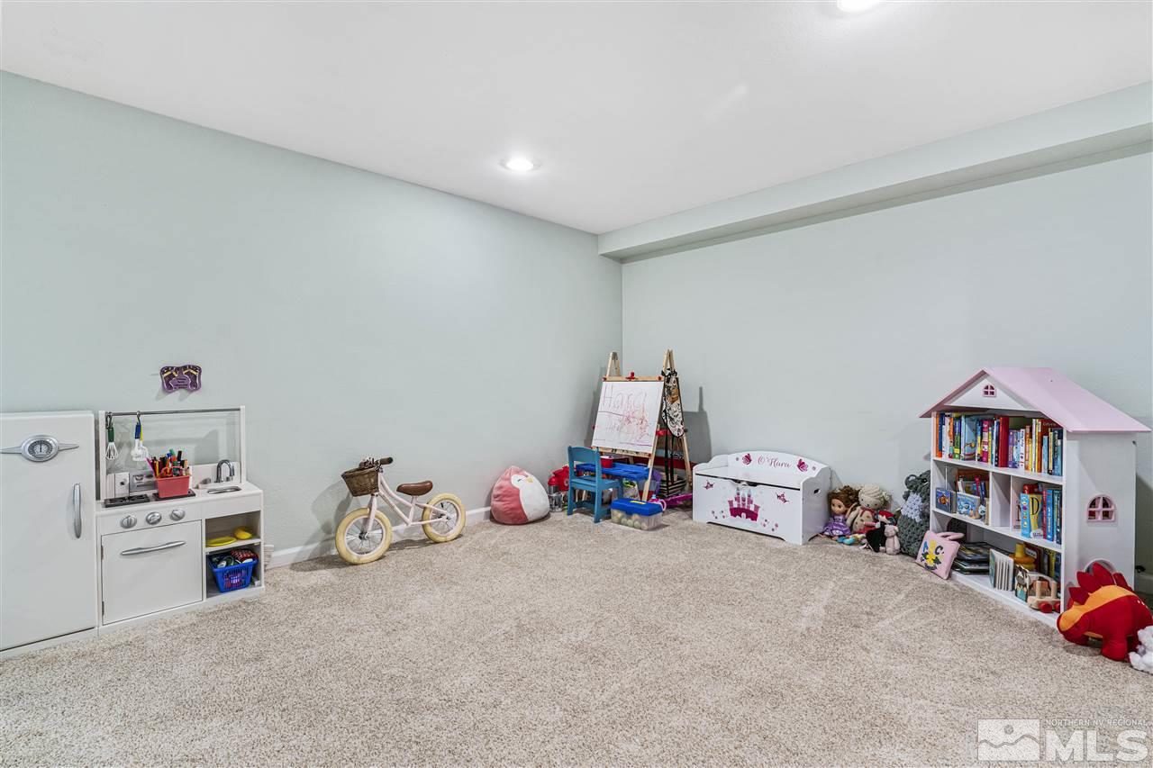 190 Circle Drive Reno, NV 89509 - Photo 26 of 30 Photo 27
