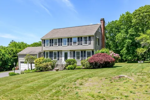 $1,149,000 | 7 Woodleigh Road, Natick, MA 01760