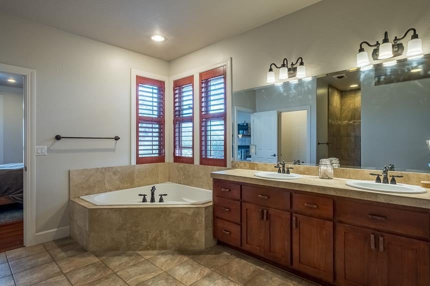 4458 Innsbruck Ridge Medford, OR 97504 - Photo 21 of 34 Additional Photo