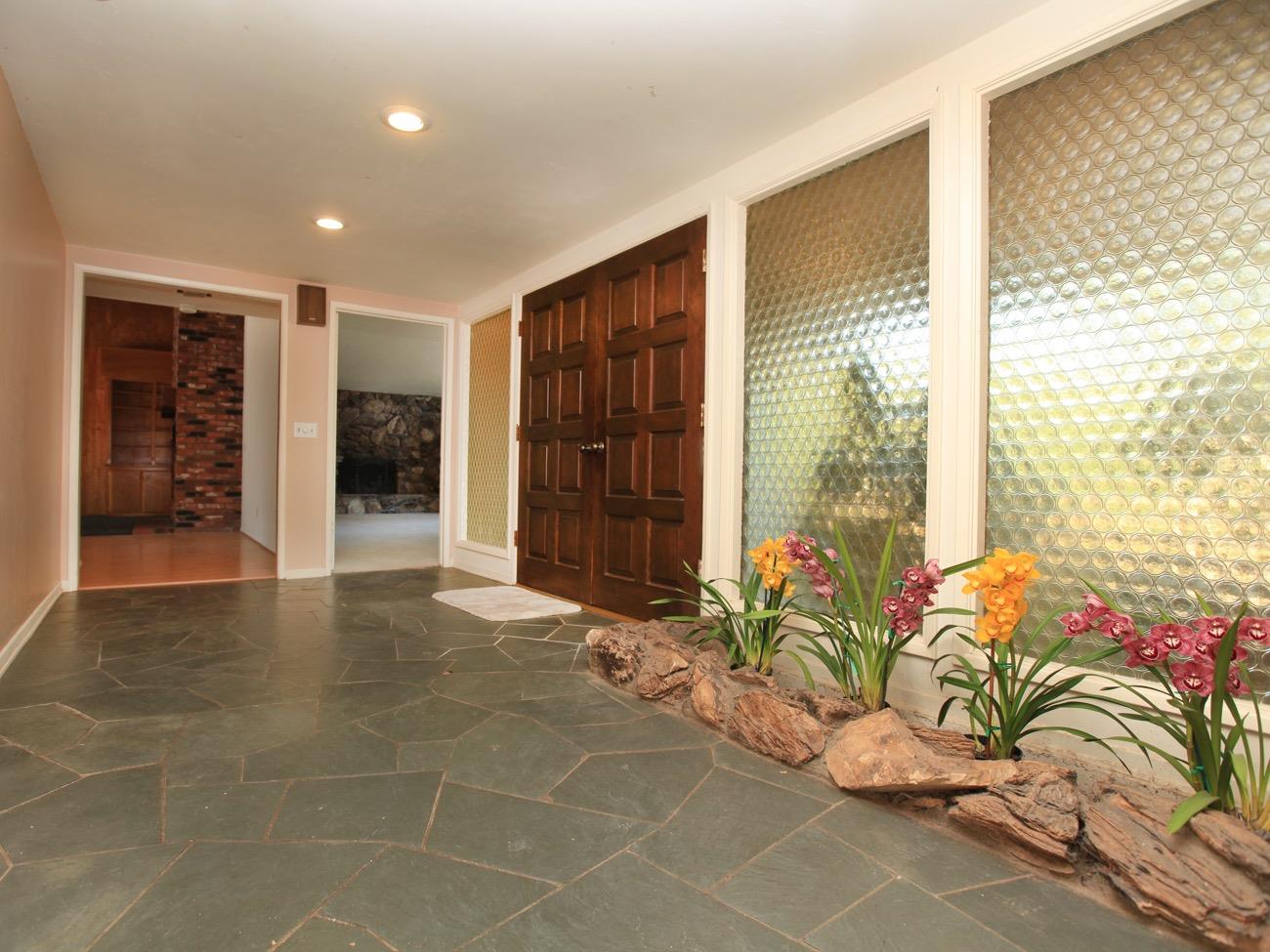 465 Del Norte Road Ojai, CA 93023 - Photo 8 of 48 Entry Area leading to Living Areas of the House