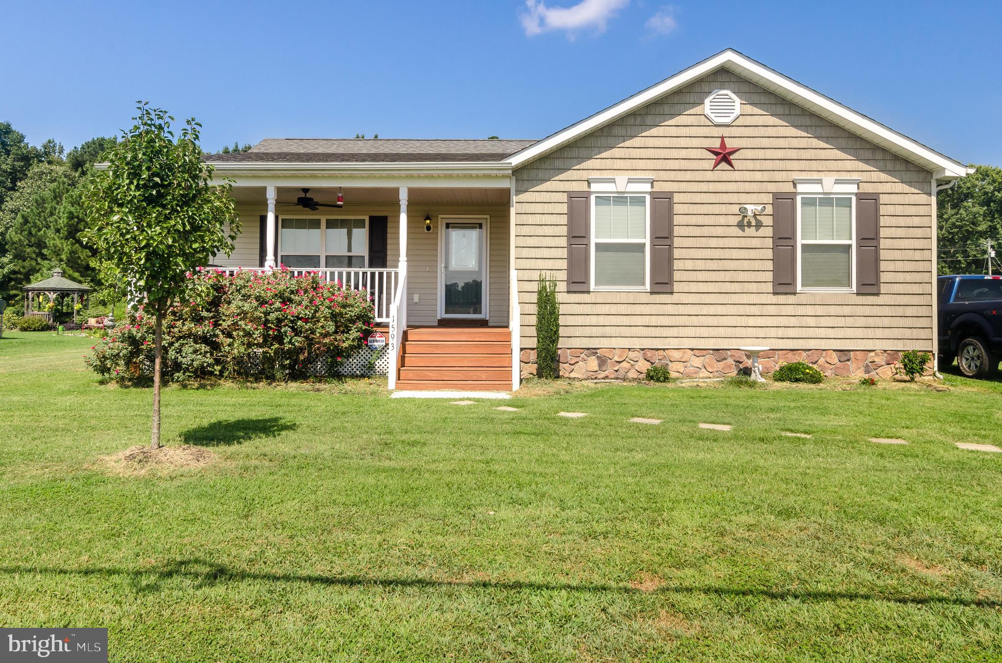 1593 Bowie Road Colonial Beach, VA 22443 - Photo 1 of 41 Welcome home!