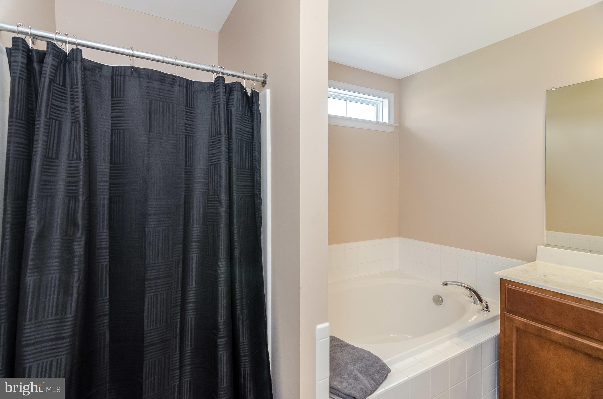 1593 Bowie Road Colonial Beach, VA 22443 - Photo 15 of 41 Master bath