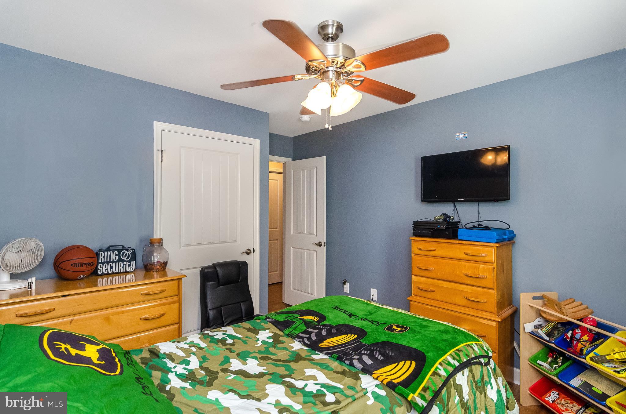 1593 Bowie Road Colonial Beach, VA 22443 - Photo 18 of 41 Bedroom 2