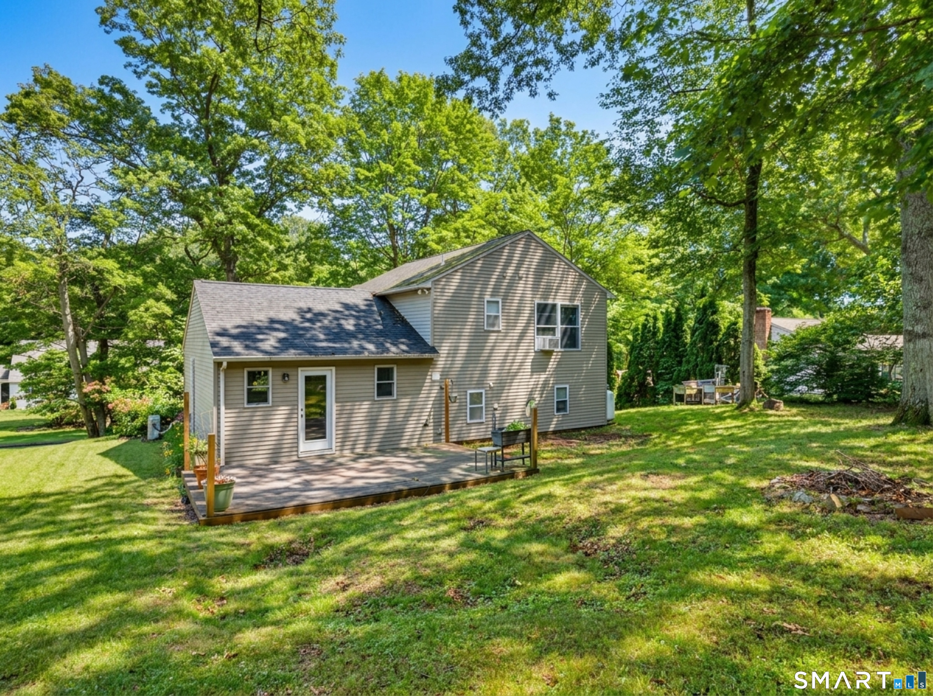 46 Spring Glen Road East Lyme, CT 06357 - Photo 30 of 40 Back deck