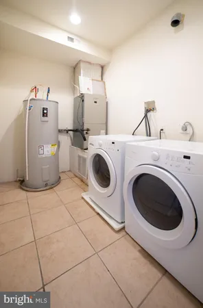 $4,200 | 1830 North 16th Street, Unit 2, Philadelphia, PA 19121