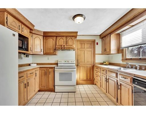 24 Anna Road Woburn, MA 01801 - Photo 8 of 20