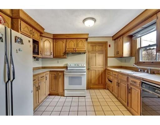 24 Anna Road Woburn, MA 01801 - Photo 10 of 20