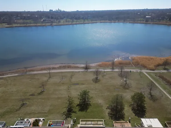 $235,000 | 39 Oak Park Road, Bloomington, IL 61701