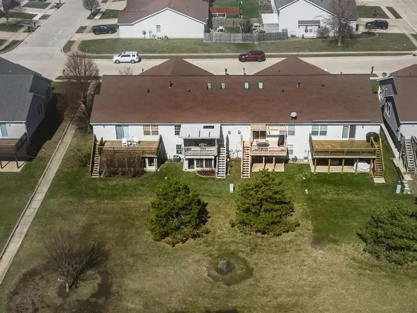 $235,000 | 39 Oak Park Road, Bloomington, IL 61701