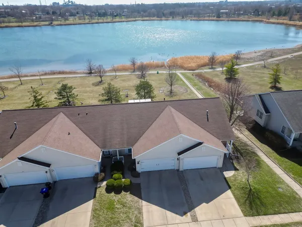 $235,000 | 39 Oak Park Road, Bloomington, IL 61701