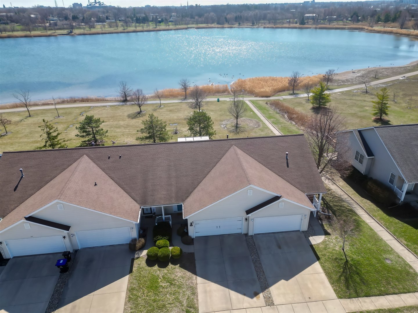 39 Oak Park Road Bloomington, IL 61701 - Photo 31 of 33