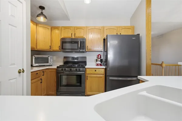 $235,000 | 39 Oak Park Road, Bloomington, IL 61701