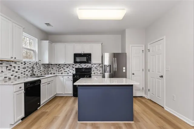 $500,000 | 6604 Barker Station Walk Northeast, Sugar Hill, GA 30518