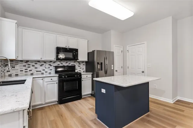 $500,000 | 6604 Barker Station Walk Northeast, Sugar Hill, GA 30518