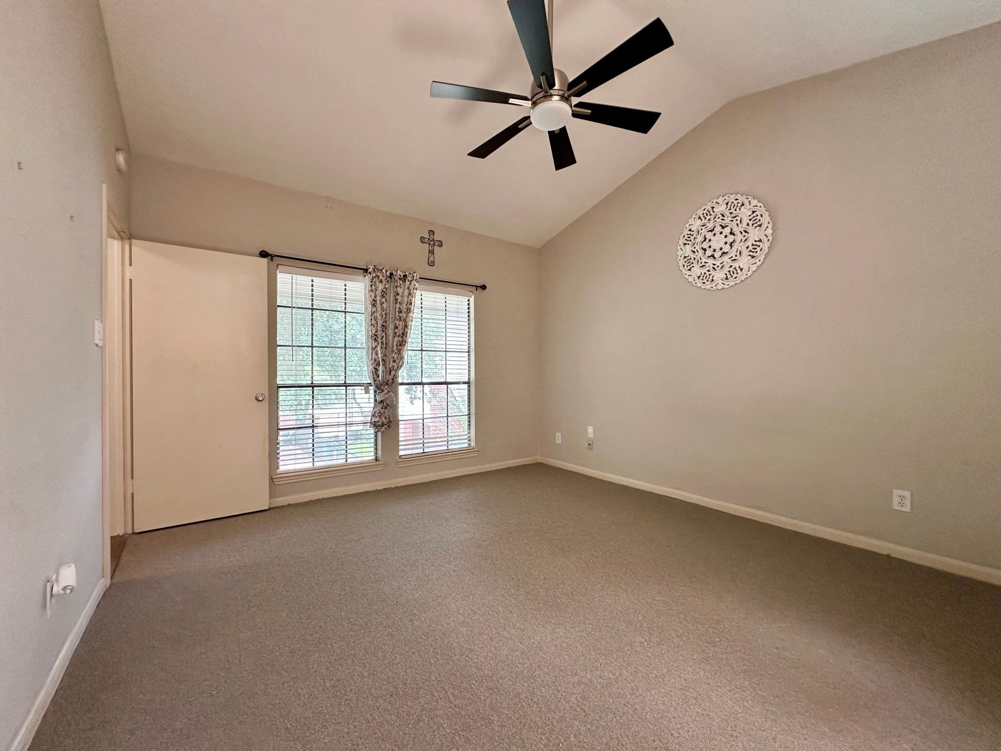 2211 South Kirkwood Road, Unit 35 Houston, TX 77077 - Photo 10 of 12