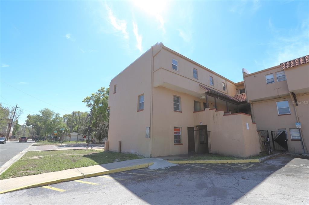 914 Southwest 8th Avenue, Unit 19 Gainesville, FL 32601 - Photo 1 of 1 a view of a back yard of the house