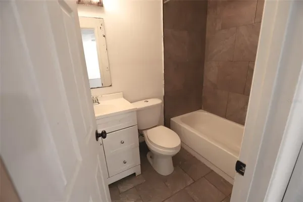 $66,000 | 914 Southwest 8th Avenue, Unit 19, Gainesville, FL 32601
