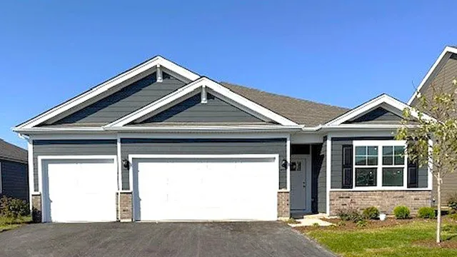 $389,990 | 10650 Morse Place, Crown Point, IN 46307