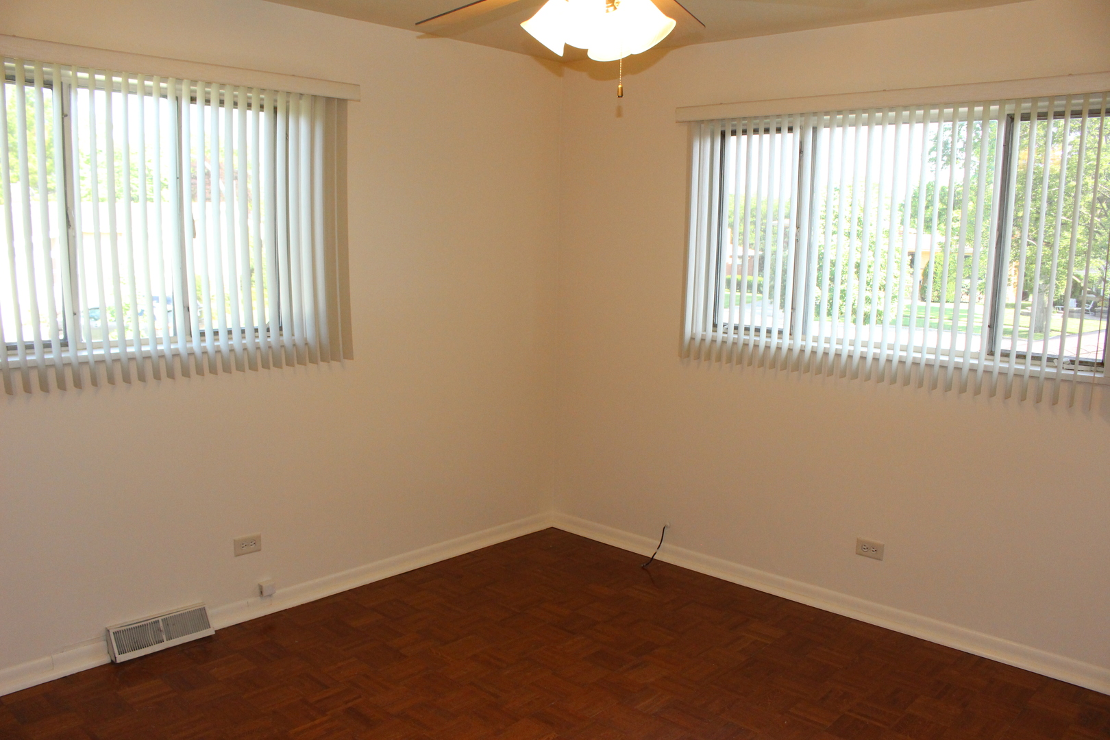 Undisclosed Address Elmhurst, IL 60126 - Photo 20 of 42 an empty room with a window