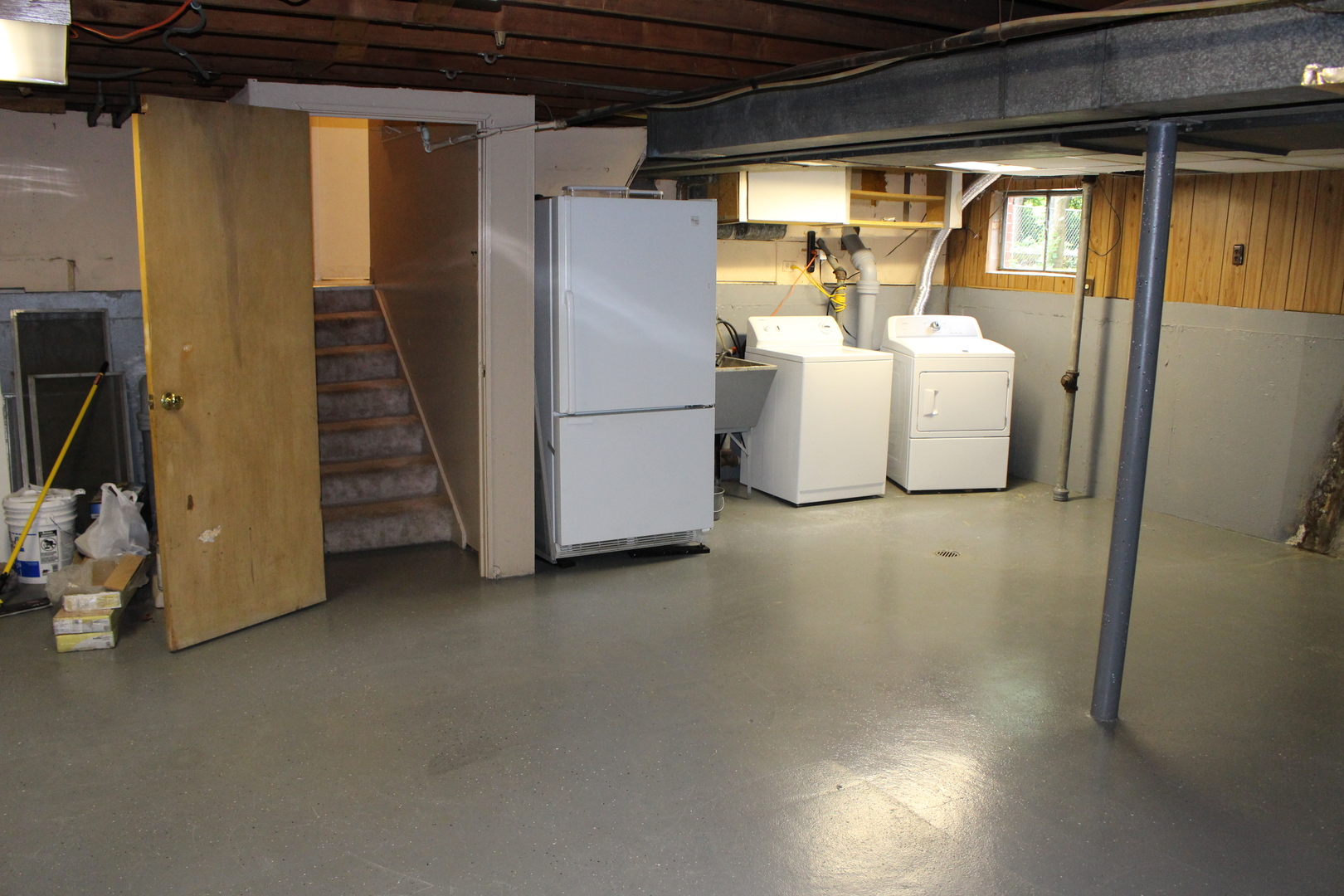 Undisclosed Address Elmhurst, IL 60126 - Photo 25 of 42 a utility room with dryer and washer