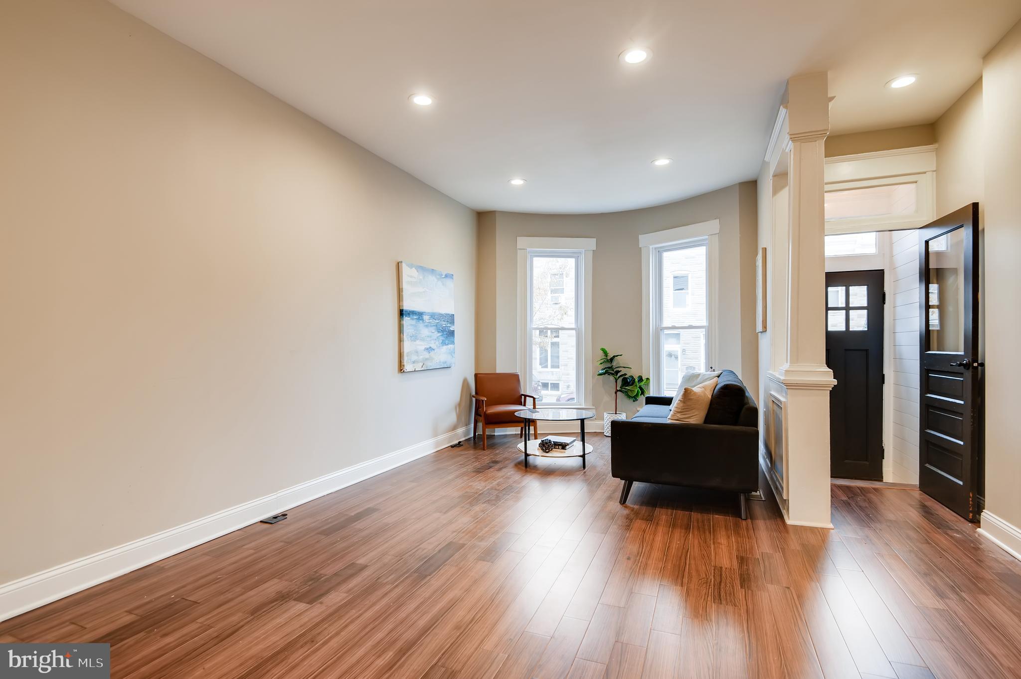 715 Berry Street Baltimore, MD 21211 - Photo 3 of 32