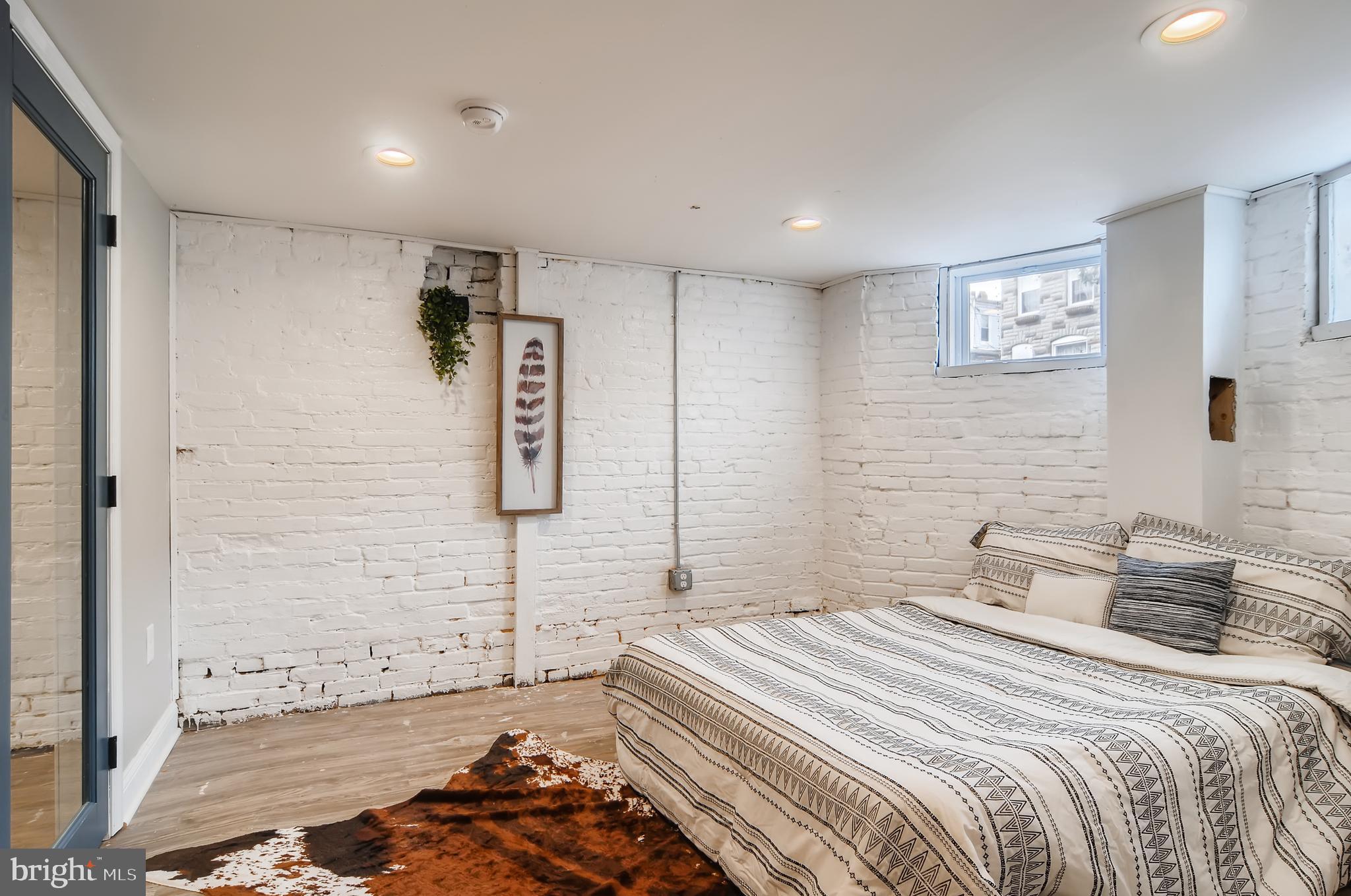 715 Berry Street Baltimore, MD 21211 - Photo 25 of 32