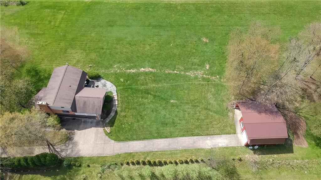 161 B Morgan Road Butler, PA 16002 - Photo 25 of 25 a garden view with a seating space