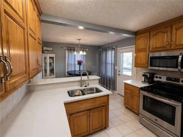 $264,900 | 500 Northeast 113th Terrace, Kansas City, MO 64155