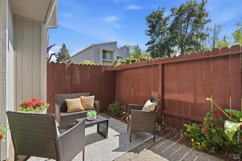 $465,000 | 864 Tamalpais Avenue, Unit A, Novato, CA 94947