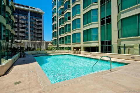 $4,350,000 | 2500 Sixth Avenue, Unit PH5, San Diego, CA 92103