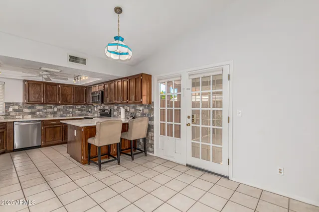 $2,495 | 6243 West Cholla Street, Glendale, AZ 85304