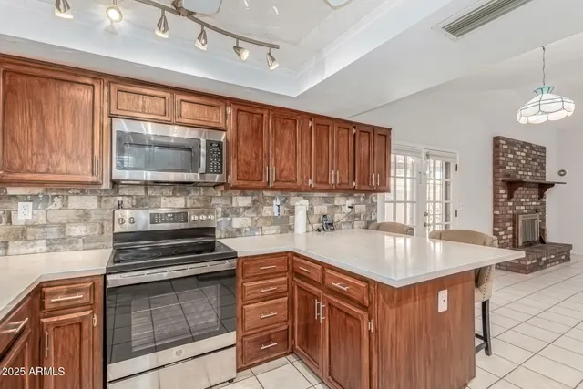 $2,495 | 6243 West Cholla Street, Glendale, AZ 85304