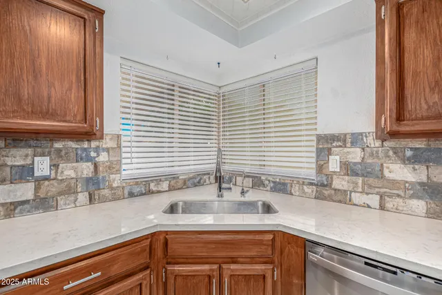 $2,495 | 6243 West Cholla Street, Glendale, AZ 85304