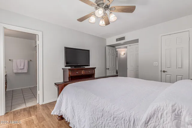 $2,495 | 6243 West Cholla Street, Glendale, AZ 85304