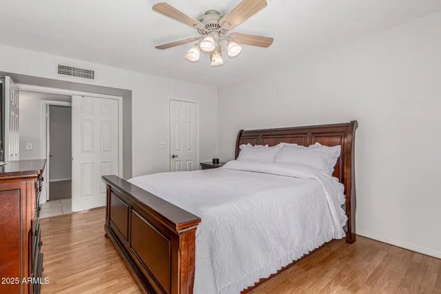 $2,495 | 6243 West Cholla Street, Glendale, AZ 85304