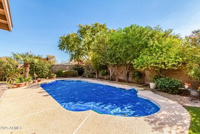 $2,495 | 6243 West Cholla Street, Glendale, AZ 85304