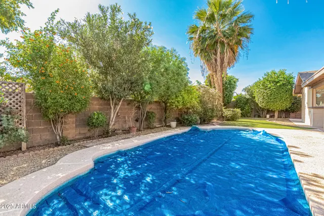 $2,495 | 6243 West Cholla Street, Glendale, AZ 85304