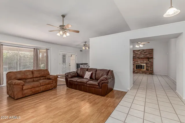 $2,495 | 6243 West Cholla Street, Glendale, AZ 85304