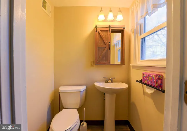 $280,000 | 31 Sherman Street, Hanover, PA 17331