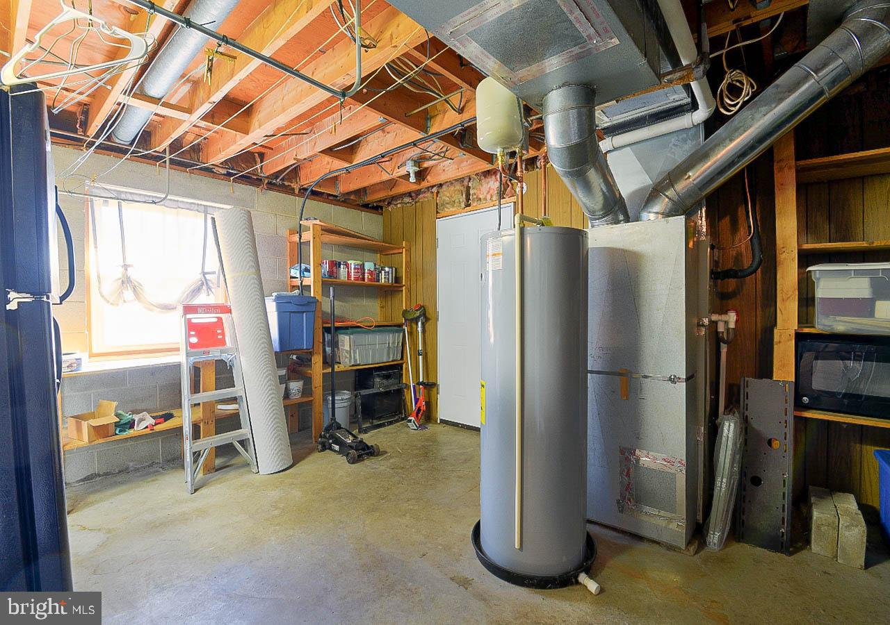 31 Sherman Street Hanover, PA 17331 - Photo 25 of 27 Utility room