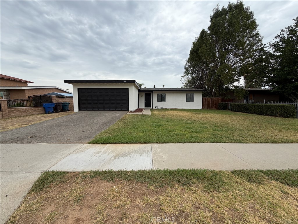 7335 Lydia Avenue Riverside, CA 92504 - Photo 1 of 43