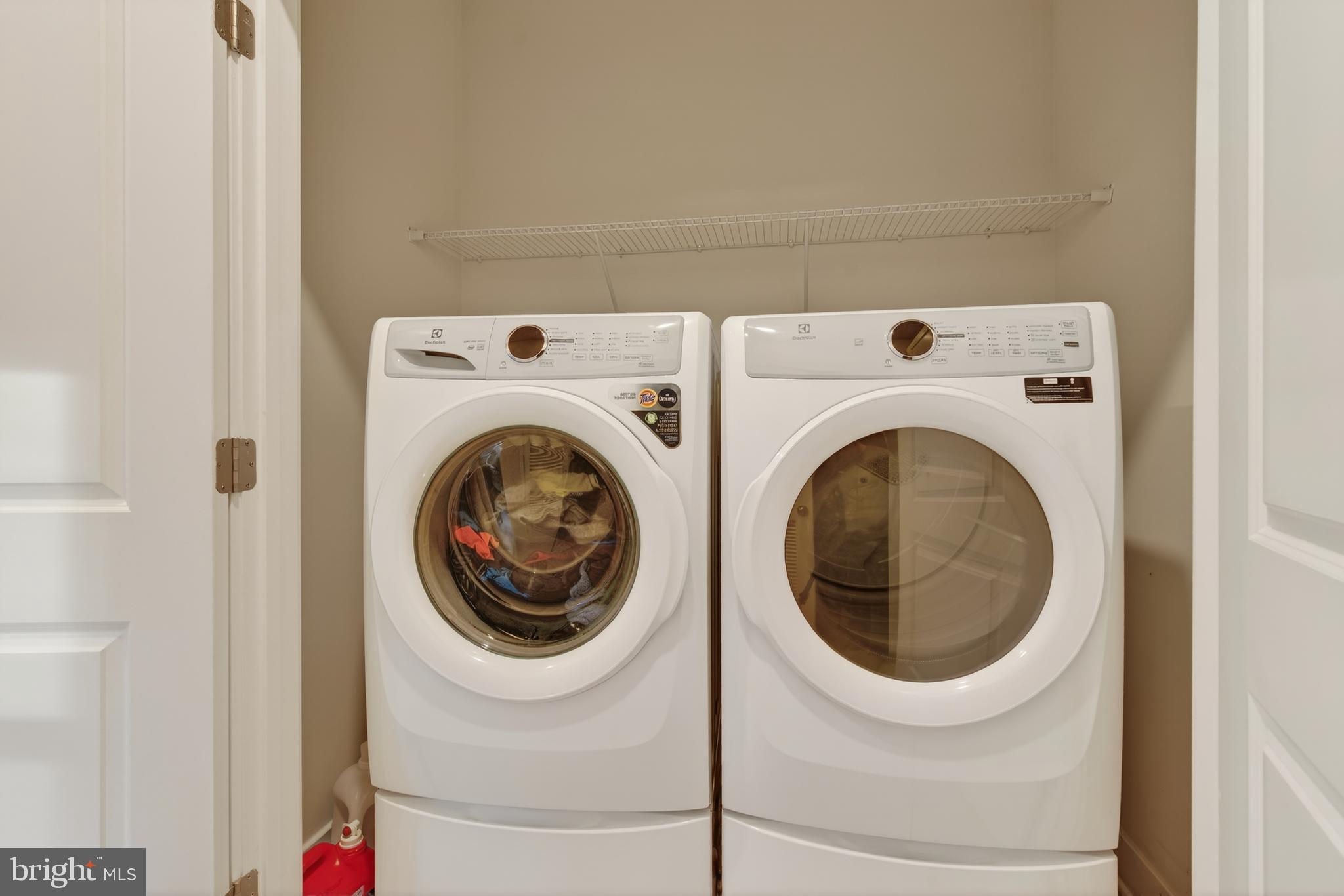7201 Gringotts Way, Unit B Elkridge, MD 21075 - Photo 31 of 37 a utility room with dryer and washer