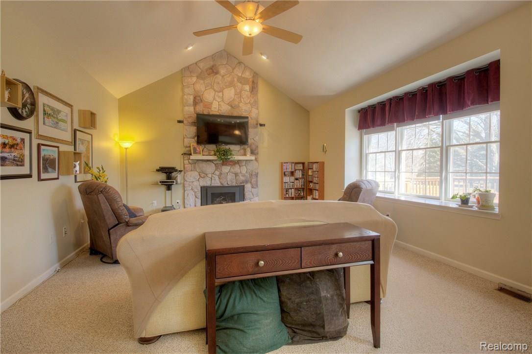 190 Timber Ridge Drive Highland, MI 48357 - Photo 22 of 50 22 GR.jpg